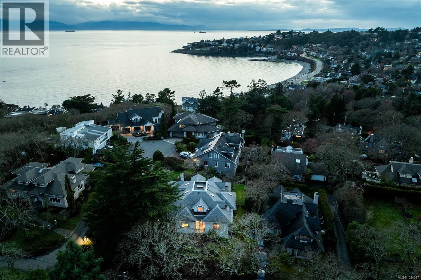 578 Island Rd
