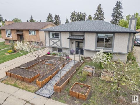 11420 164 AV NW Edmonton AB T5X3W2