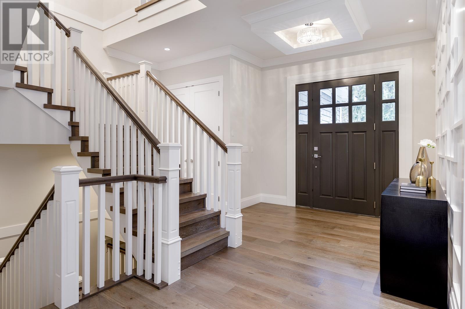 1393 GREENBRIAR WAY