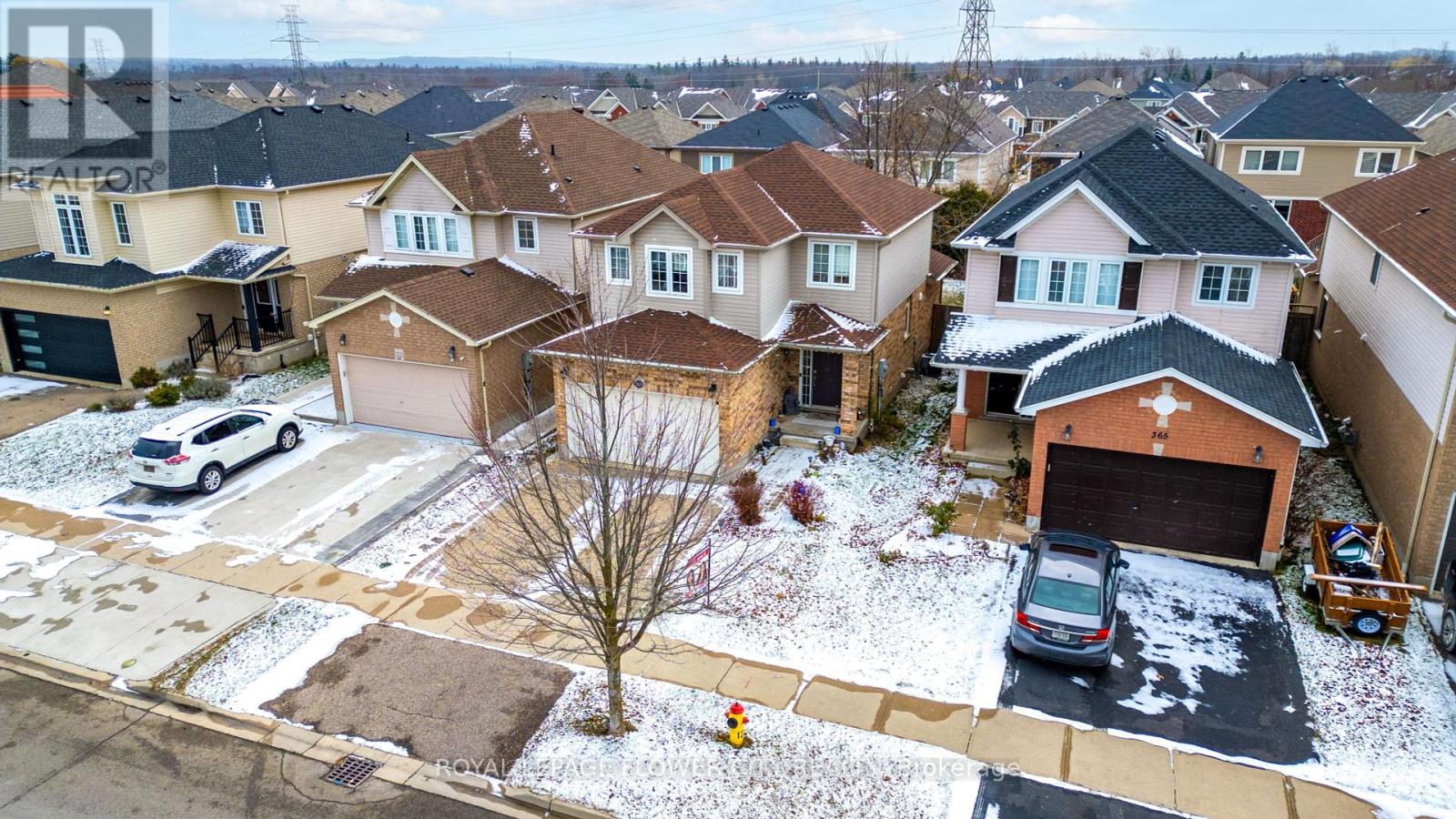 369 THOMAS SLEE DRIVE