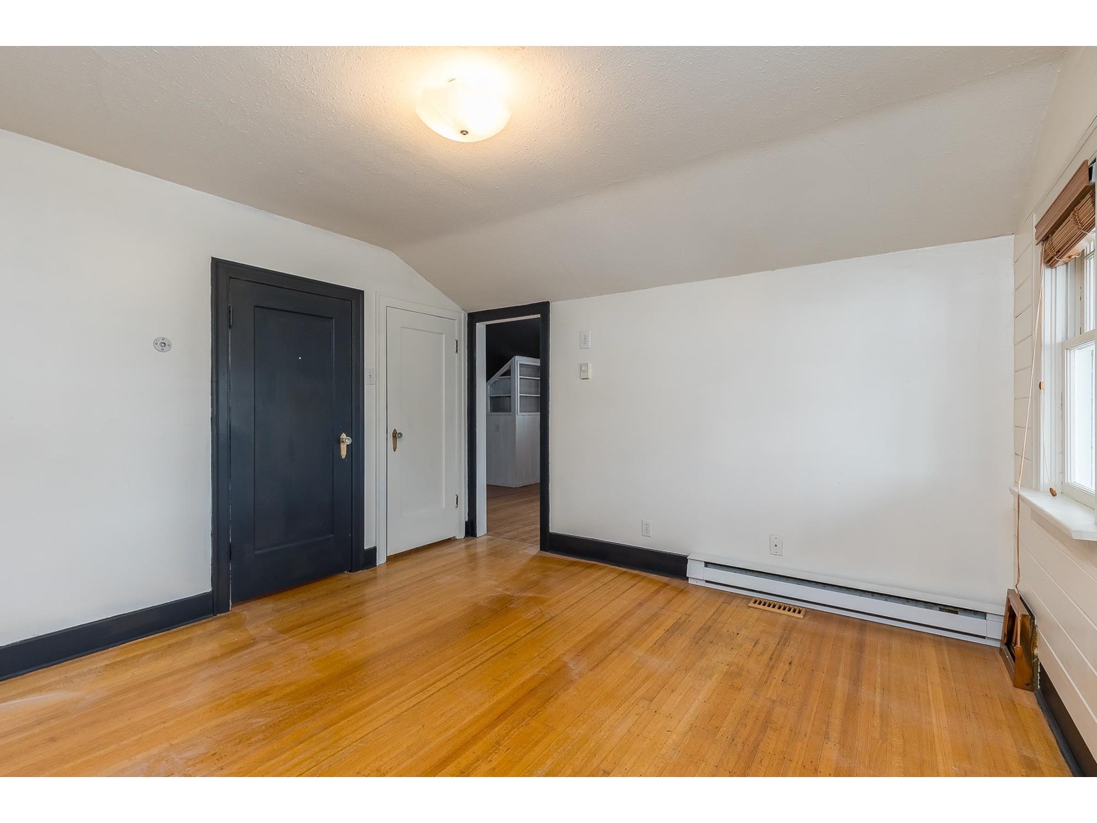 46085 FIRST AVENUE|Chilliwack Downtown