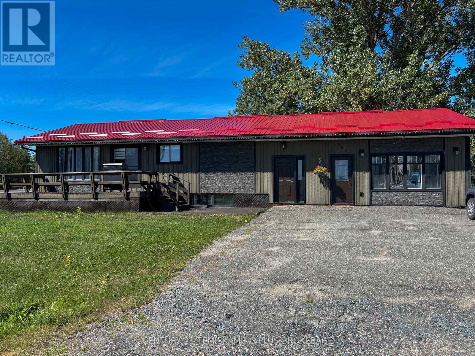 Photo 1 of 33 — 203 ROLAND ROAD, Temiskaming Shores (New Liskeard), ON P0J1P0