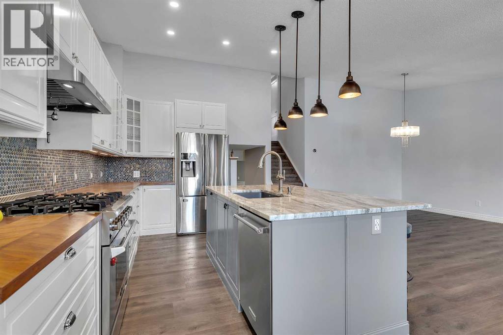 47 Macewan Meadow Way NW