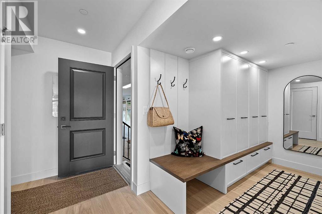 24 Greenwich Heath NW