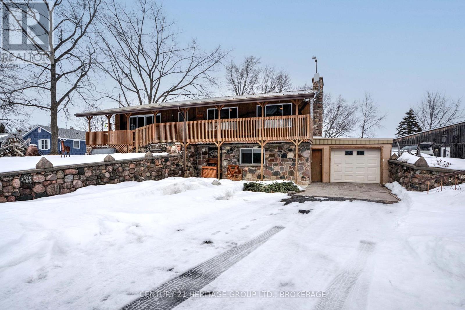 217 WELLINGTON STREET