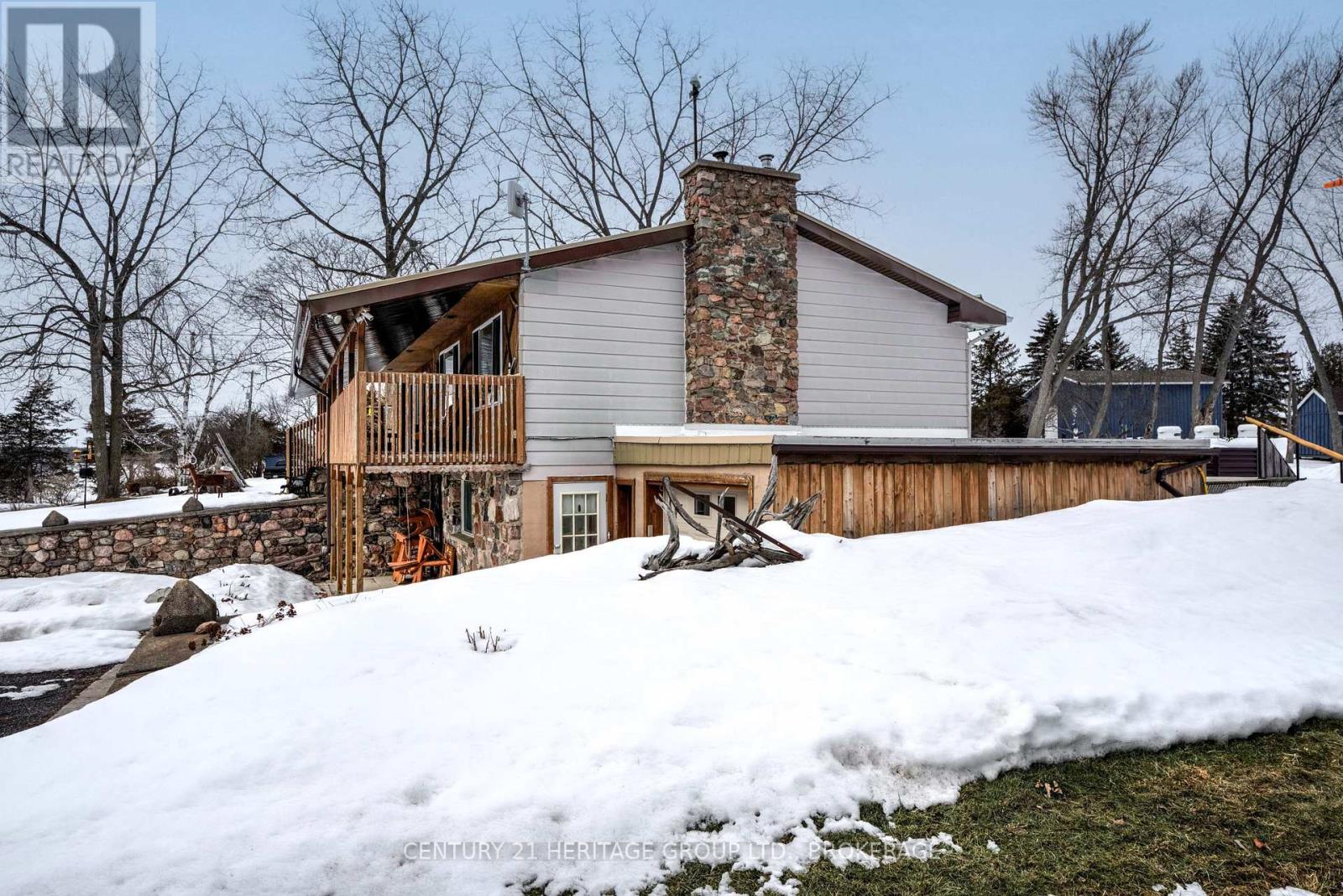 217 WELLINGTON STREET