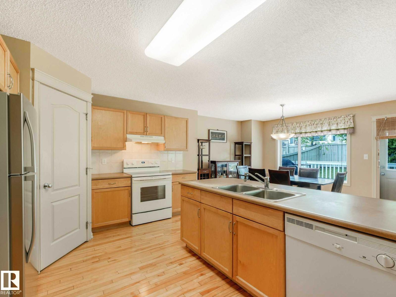 1116 LINCOLN CR NW