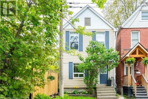 264 HOLTON Avenue S Hamilton ON L8M2L9