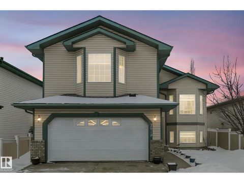 2919 151A AV NW Edmonton AB T5Y2Y5