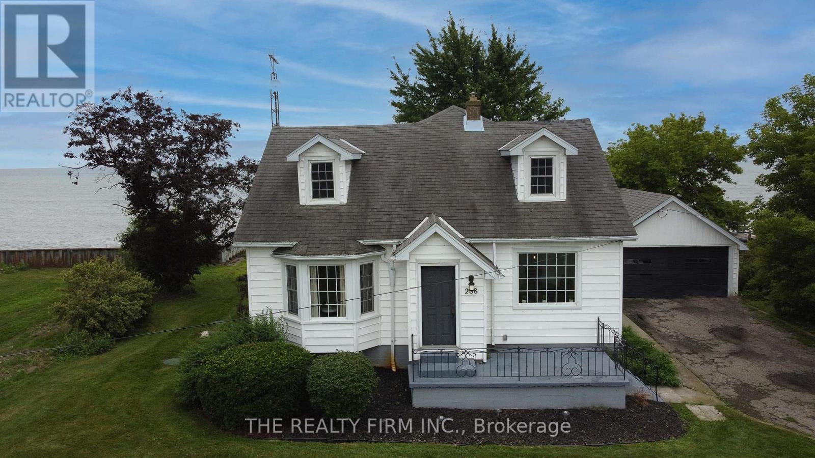 Photo 1 of 50 — 18378 ERIE SHORE DRIVE, Chatham-Kent (Blenheim), ON N0P1A0