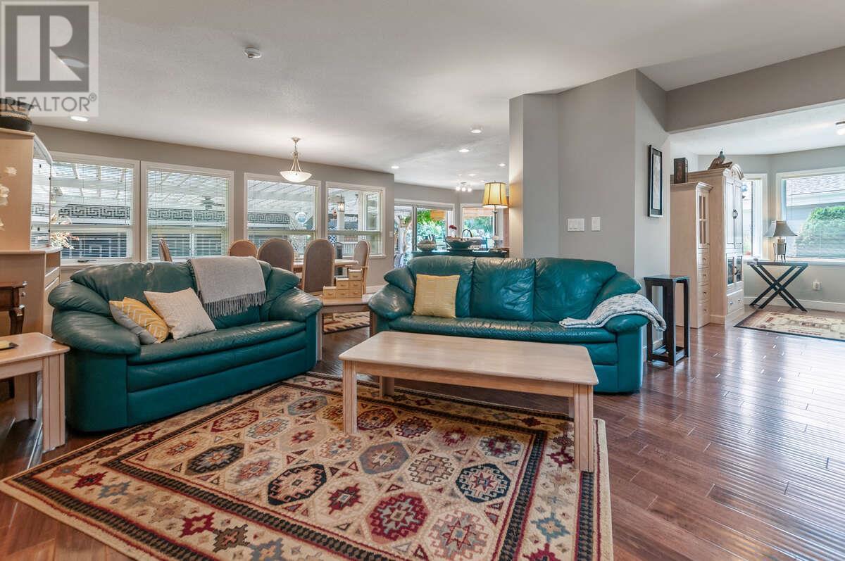 801 Comox Street Unit# 127