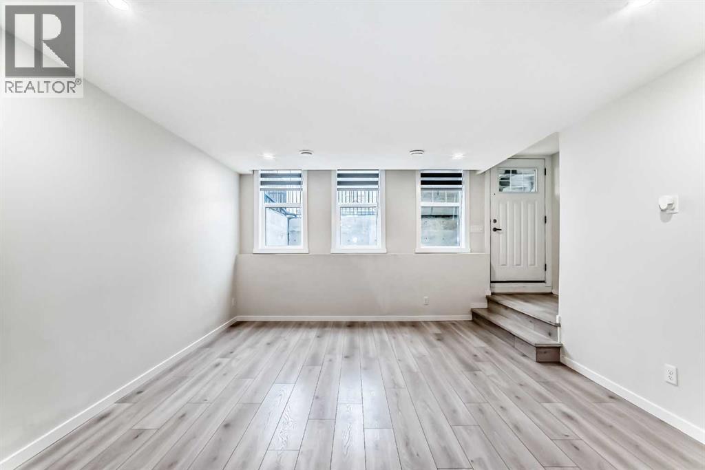 152 Cranbrook Square SE