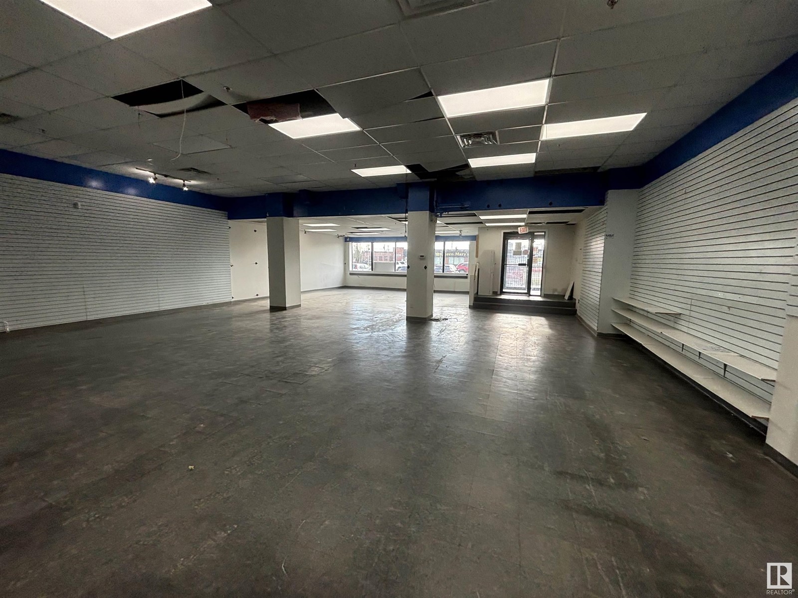 12006 111 AV NW