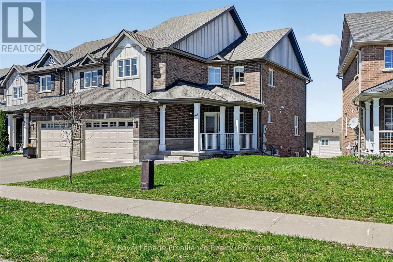 Photo 1 of 37 — 266 LOUDEN TERRACE, Peterborough (Monaghan Ward 2), ON K9J0C3