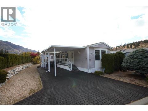 8598 Hwy 97 Unit# 33 Oliver BC V0H1T2