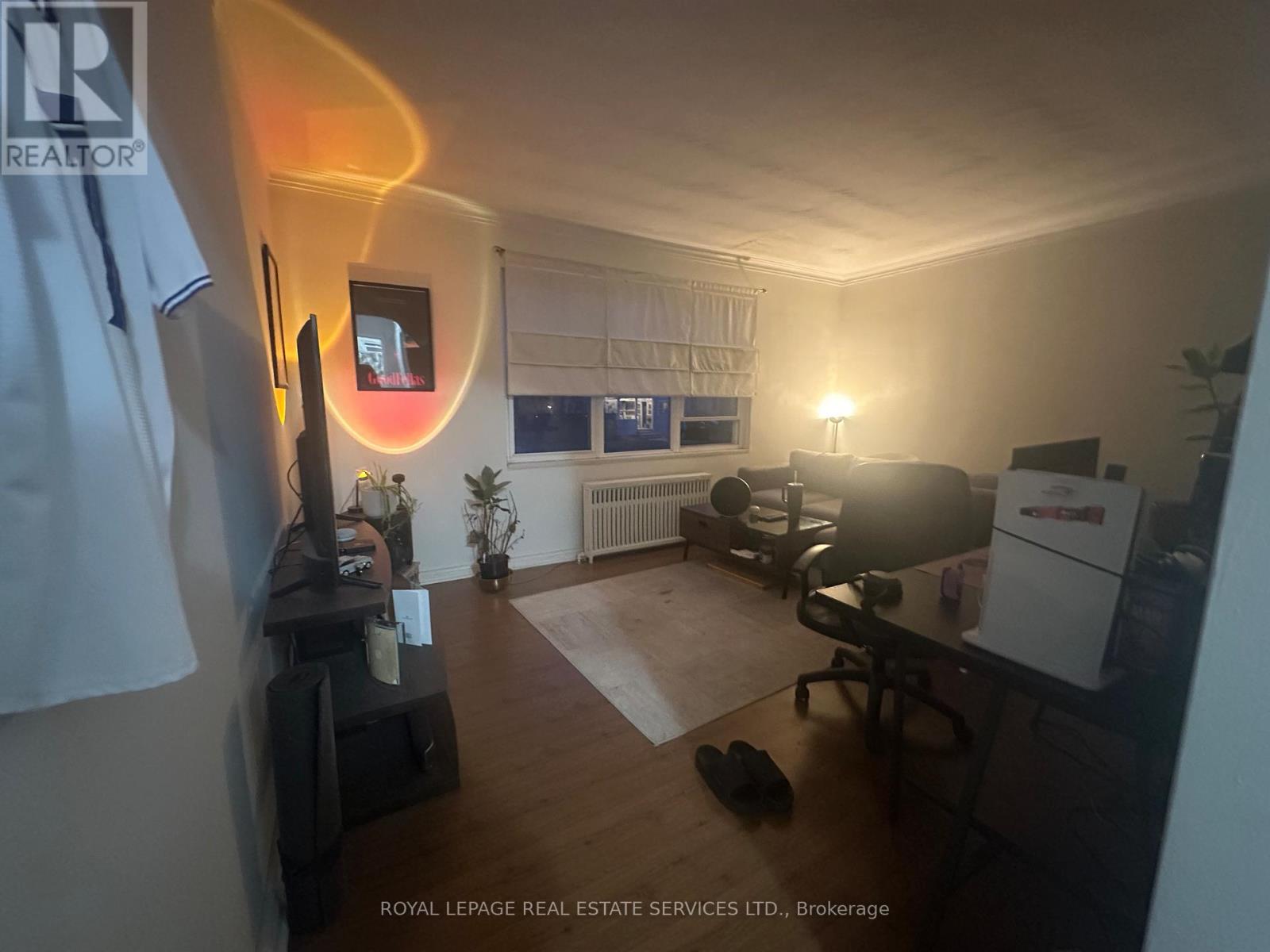 203 - 55A LONG BRANCH AVENUE