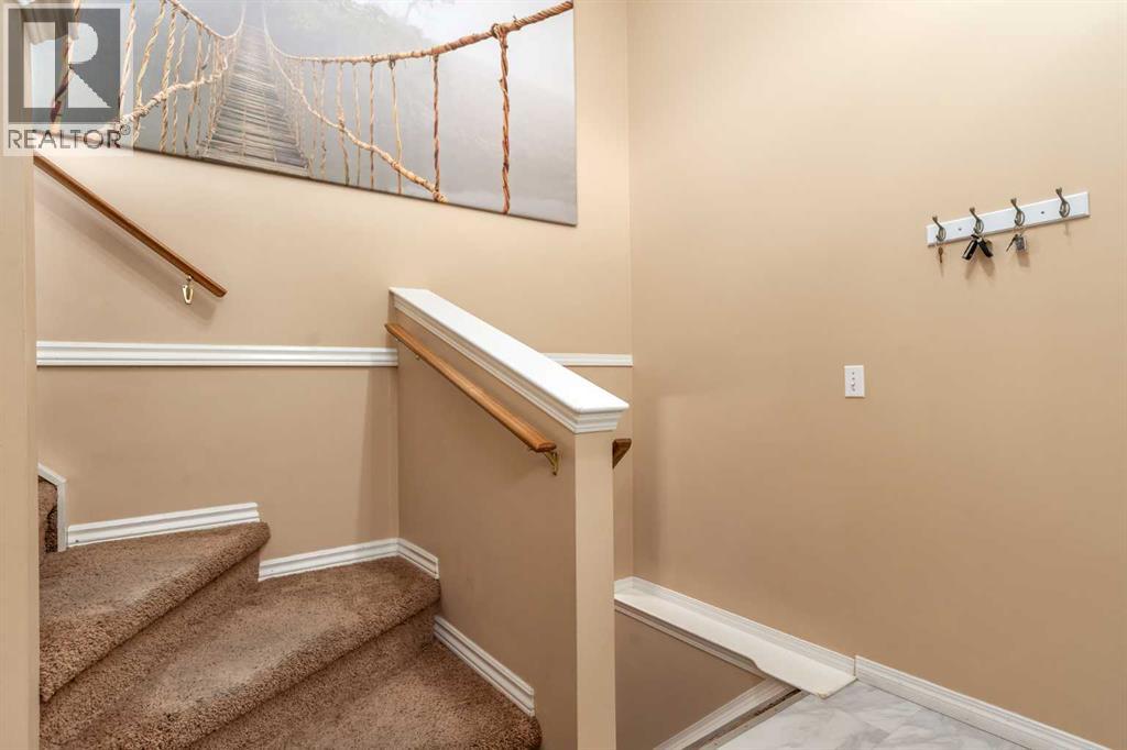 135 Covewood Close NE