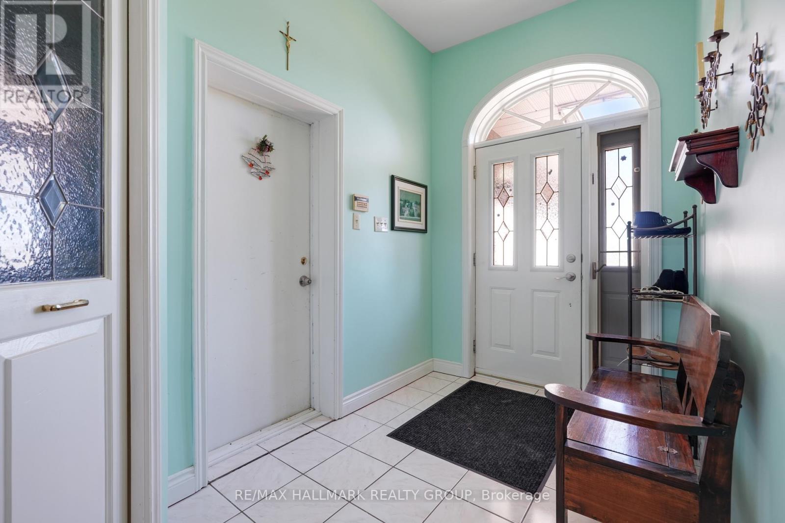 5758 THIRD LINE ROAD N