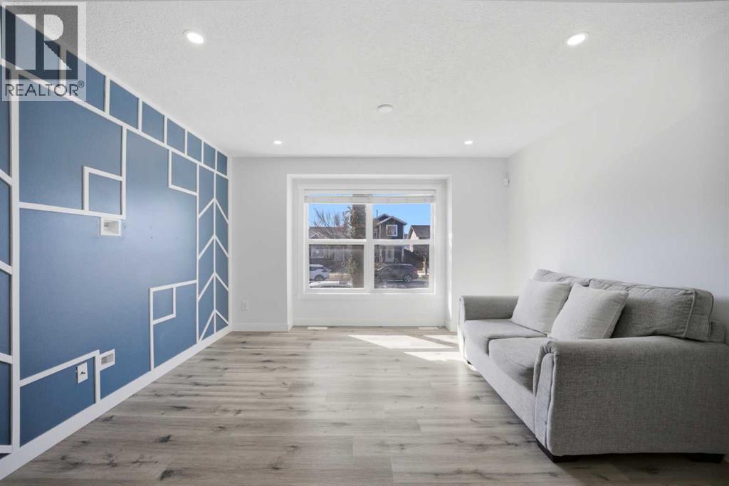 24 Martindale Drive NE