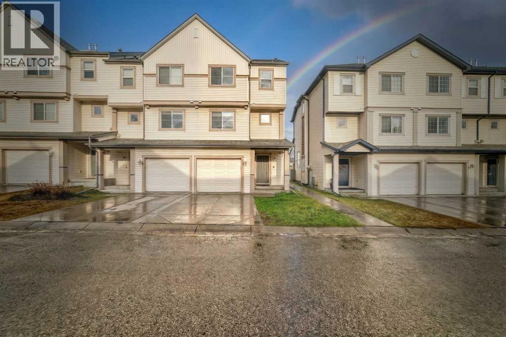 17 Copperfield Court SE