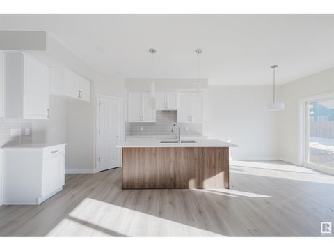 5107 71 ST Beaumont AB T4X3E5