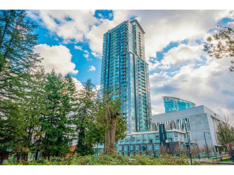 1401 13438 CENTRAL AVENUE Surrey BC V3T0N5