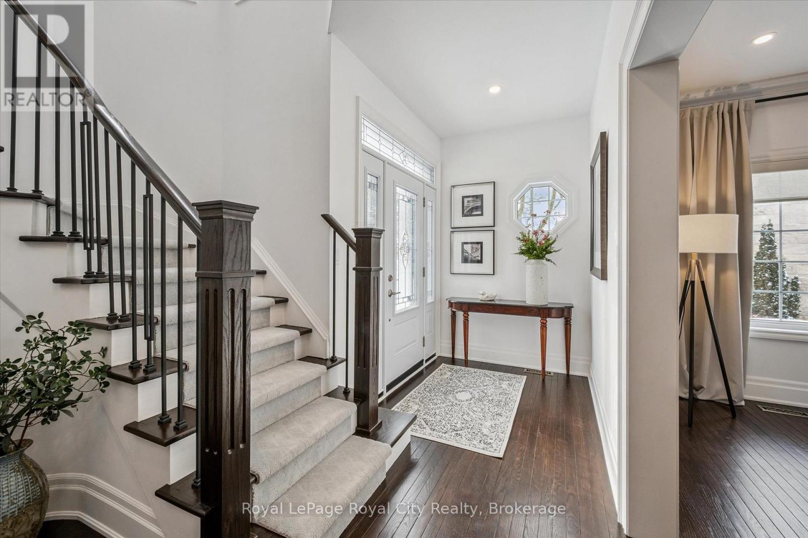 11 - 25 MANOR PARK CRESCENT
