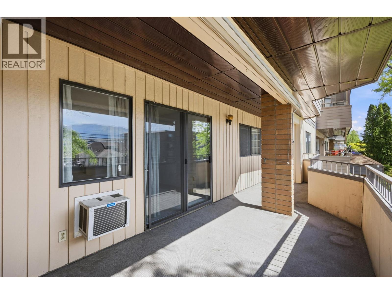 740 Winnipeg Street Unit# 202