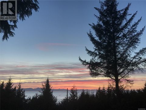 2601 Seaside Dr Sooke BC V9Z1G7
