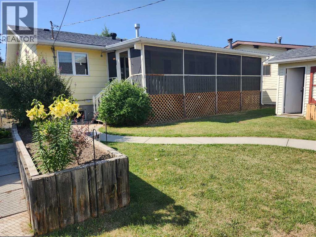 224 2 Street