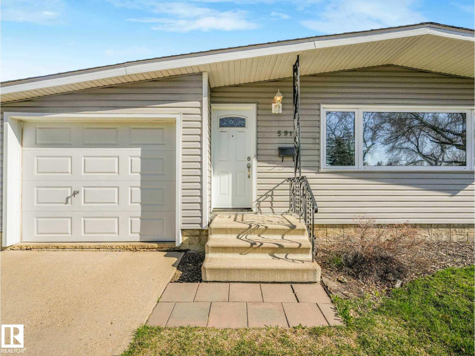 5916 148 AV NW