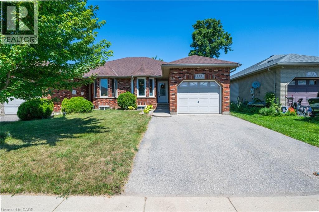 133 WHITLAW Way