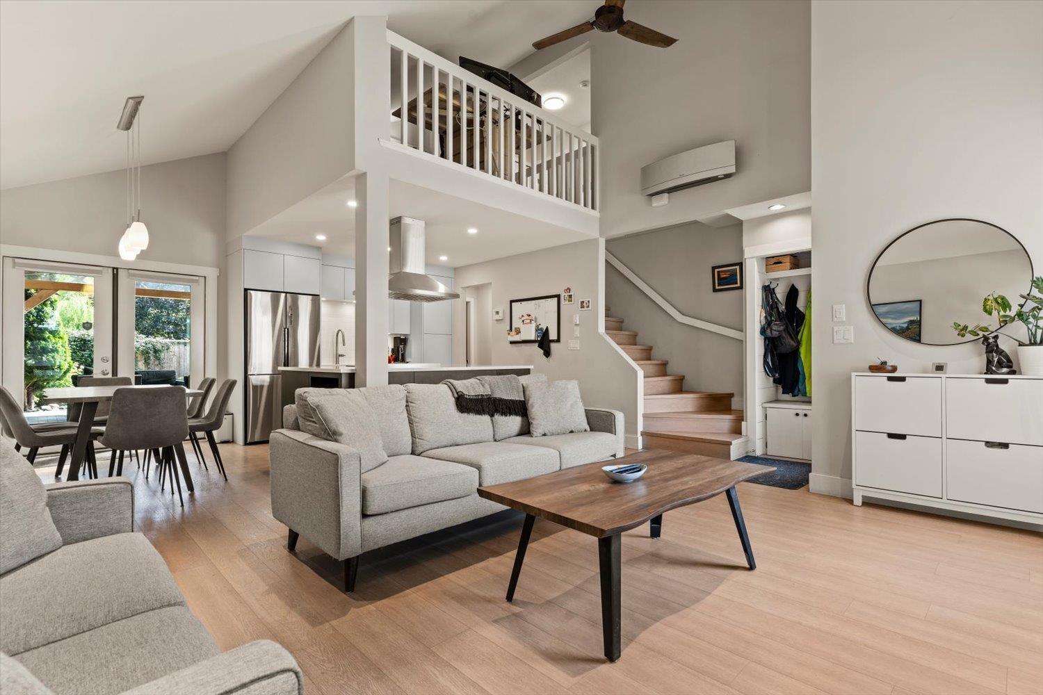 8562 MCCUTCHEON AVENUE|Chilliwack Proper South