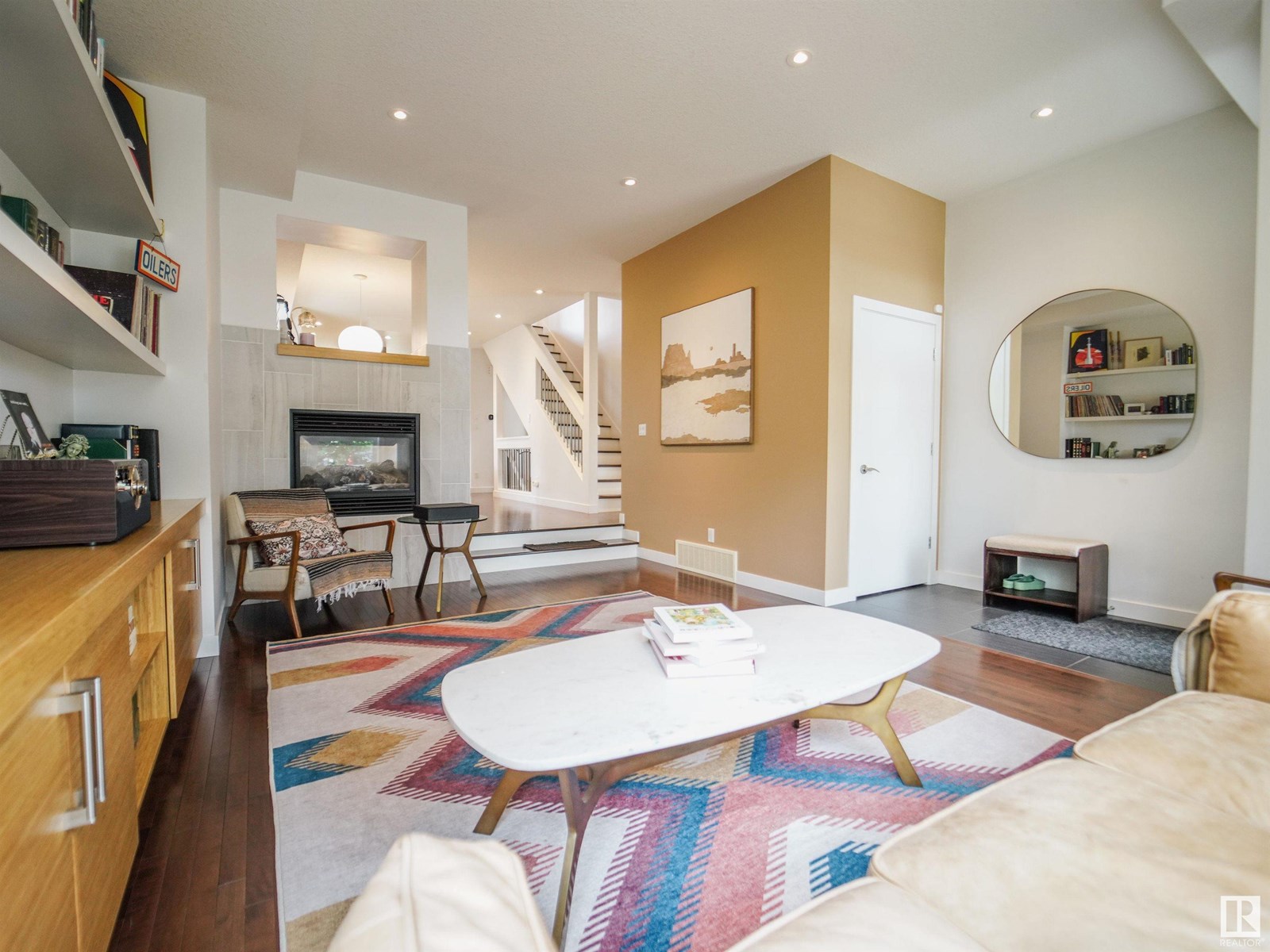 11042 131 ST NW NW