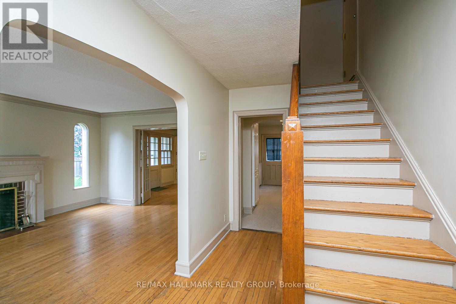 50 TYNDALL AVENUE