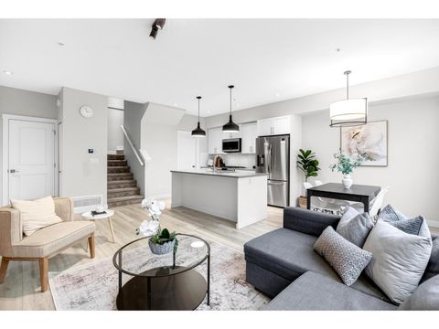 21 8371 202B STREET Langley BC V2Y4K6