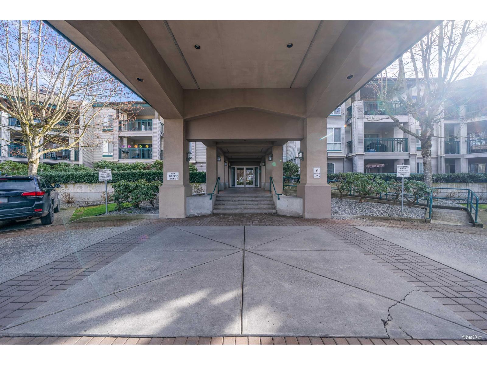 204 19528 FRASER HIGHWAY