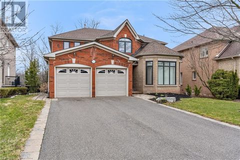 1459 BAYSHIRE Drive Oakville ON L6H6E8