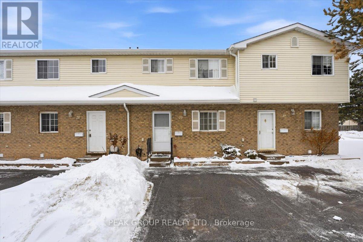 Photo 1 of 23 — 20 - 8136 COVENTRY ROAD Unit 20, Niagara Falls (West Wood), ON L2H2X6