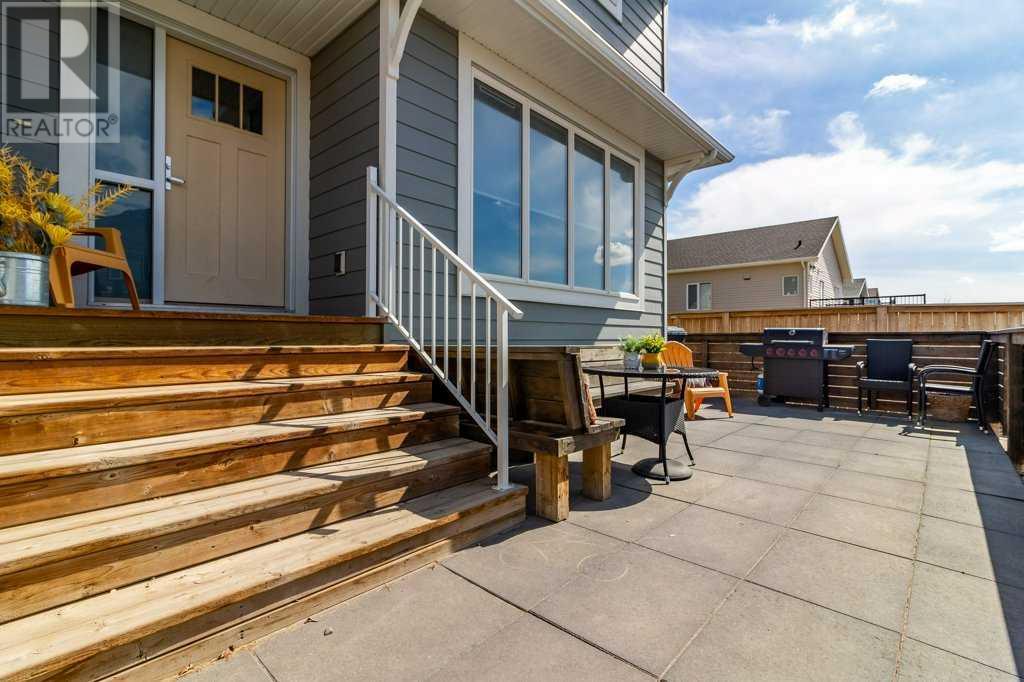 46 Country Meadows Boulevard W