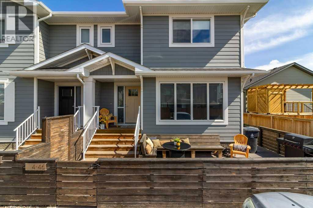 46 Country Meadows Boulevard W