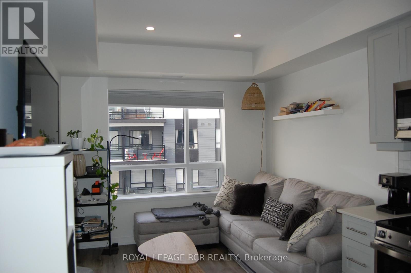 505 - 247 NORTHFIELD DRIVE E