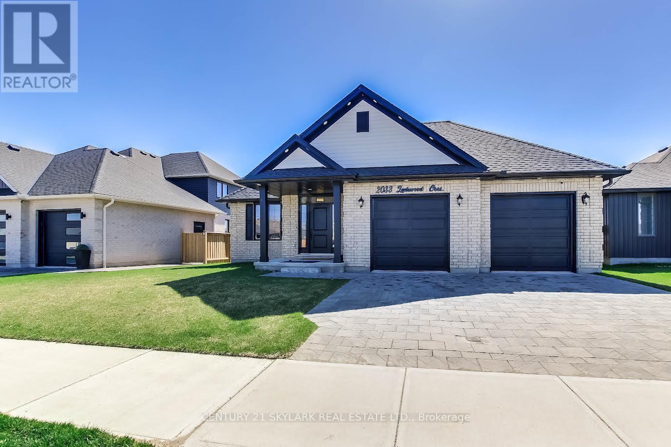 2033 LOCKWOOD CRESCENT