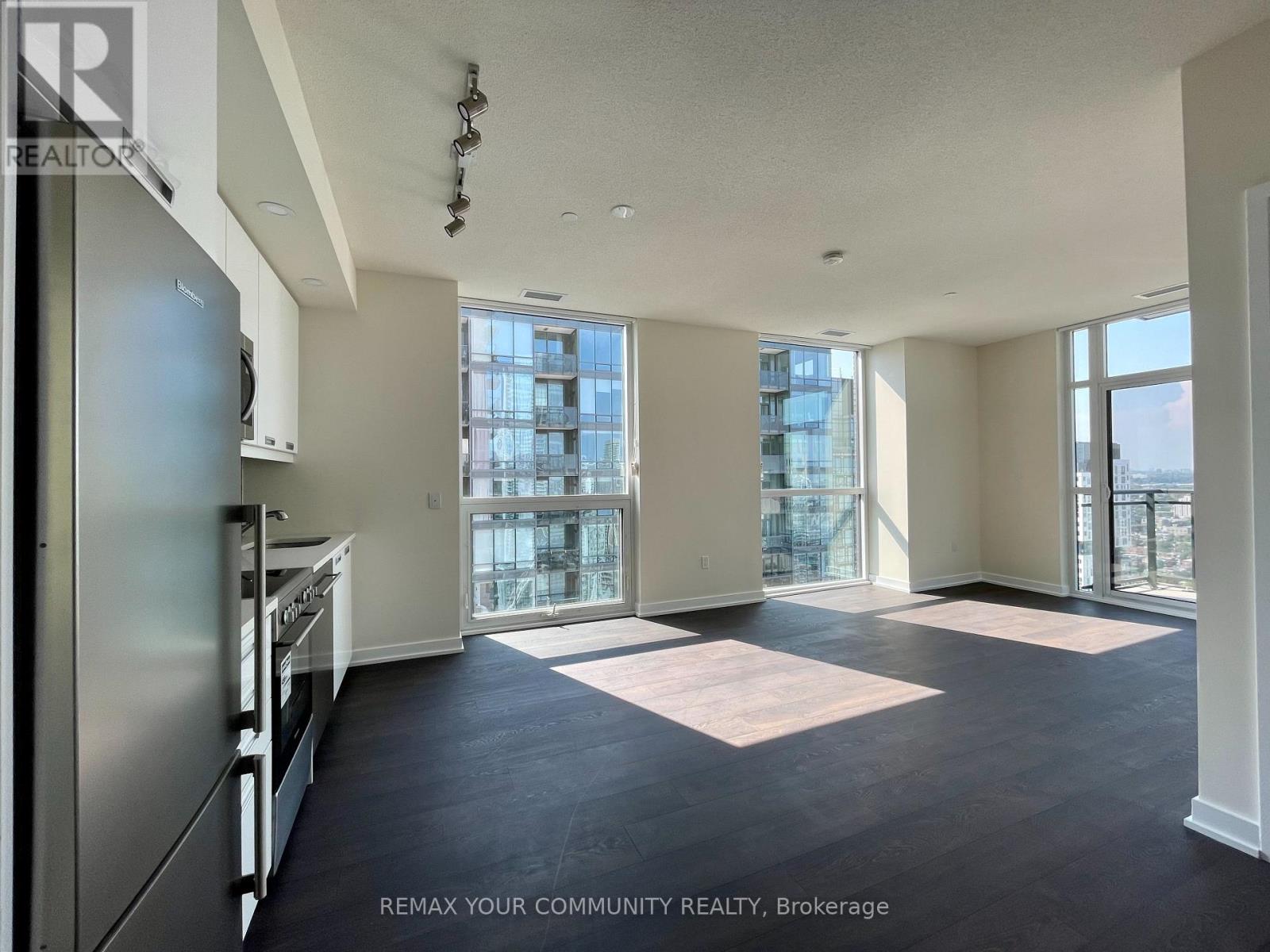 4007 - 99 JOHN STREET