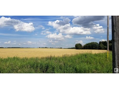 20375 18 ST NW Edmonton AB T5Y6B7