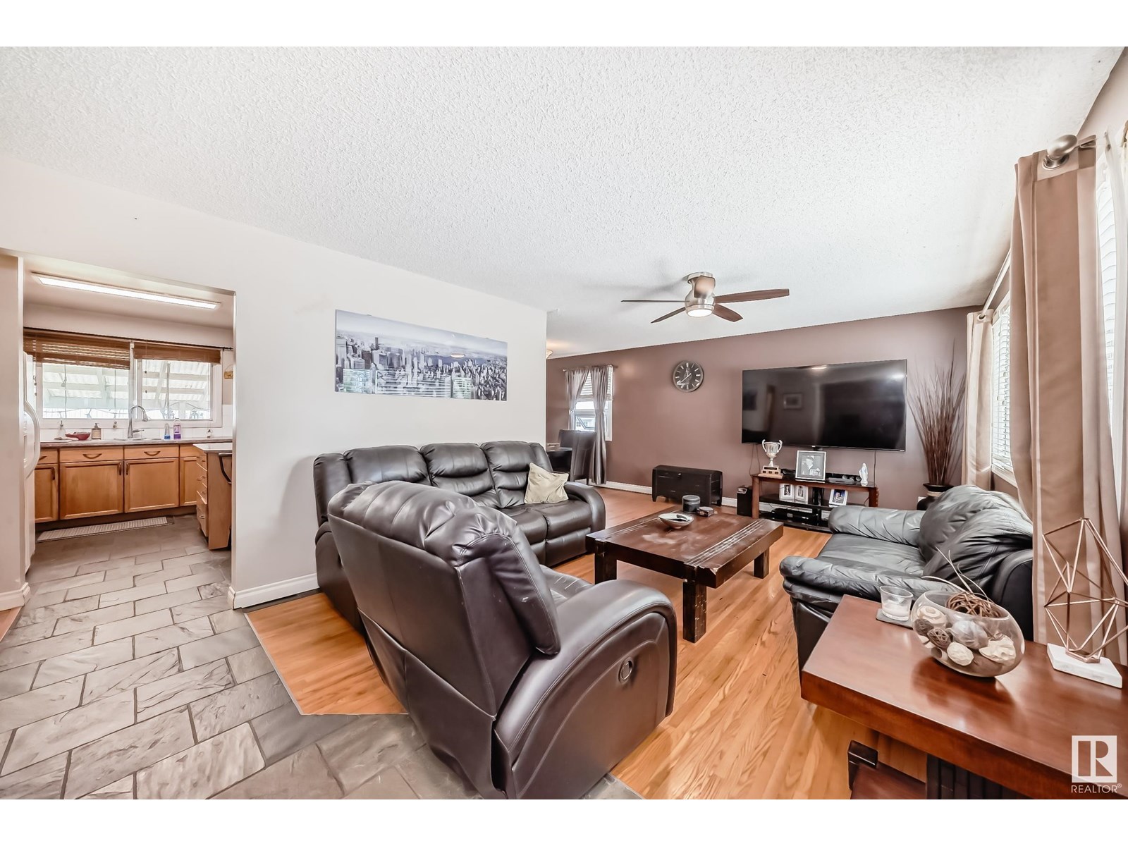 44 GRANDIN RD