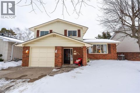1080 SALISBURY STREET Sarnia ON N7S3V5