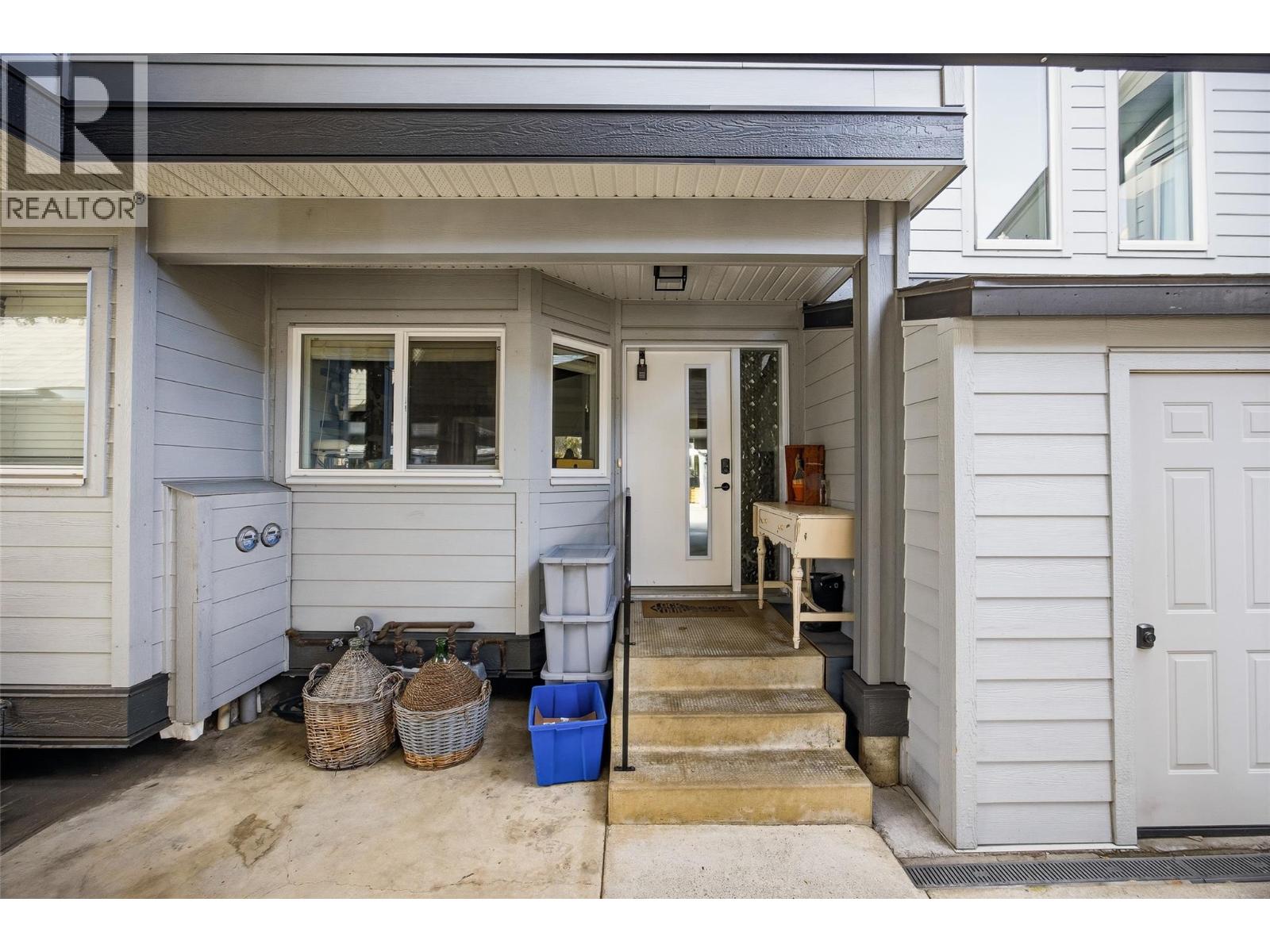 2125 Burtch Road Unit# 210