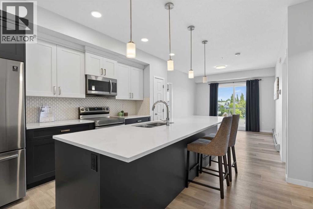 305, 200 Harvest Hills Place NE