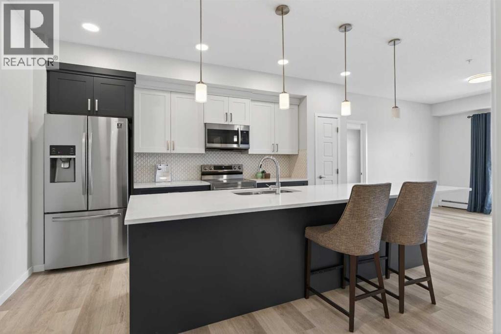 305, 200 Harvest Hills Place NE